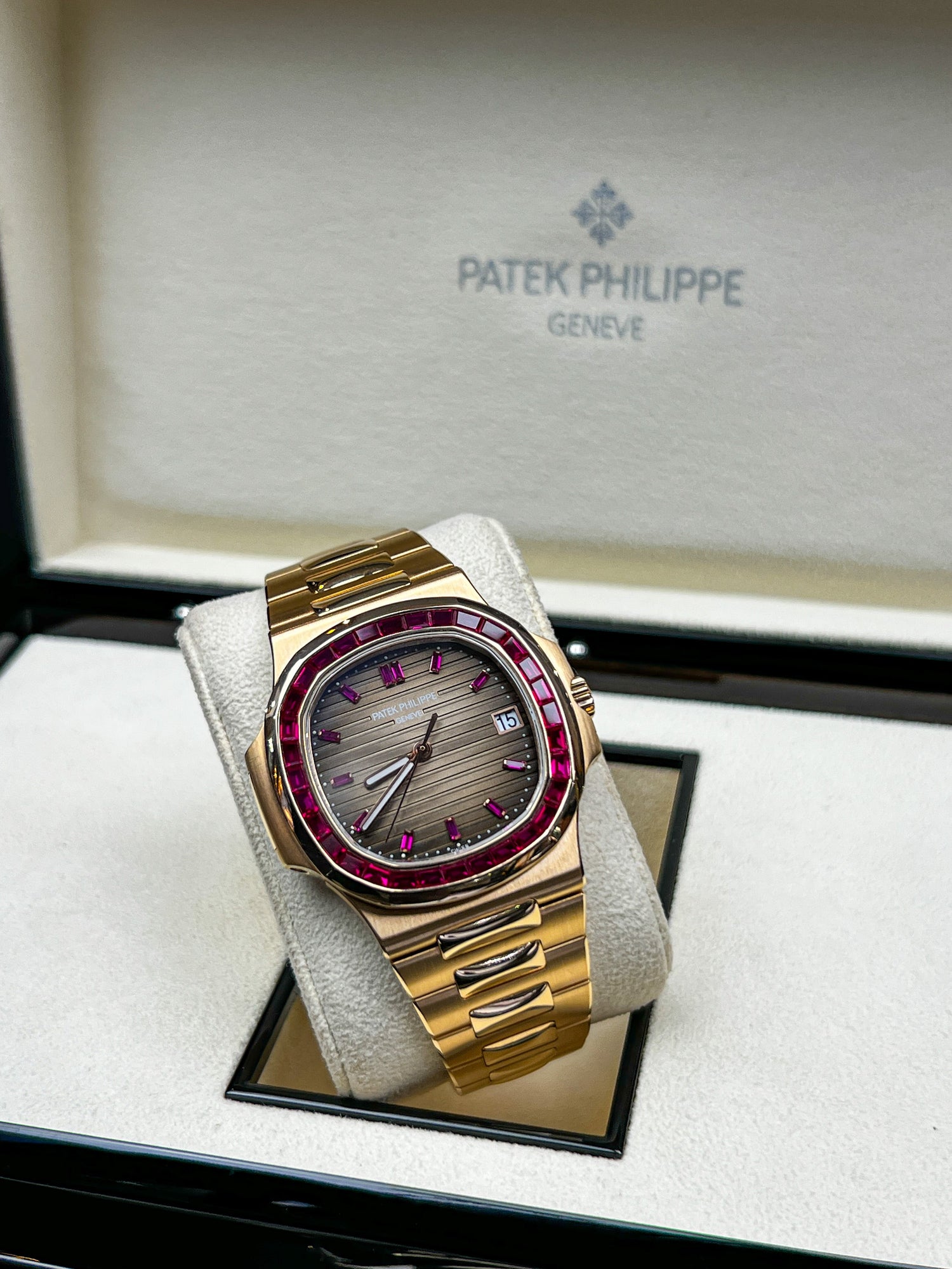 Patek Philippe Nautilus 5723/112R-001 Ruby