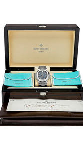 Patek Philippe Nautilus 5726/1A-014 Tiffany & Co - HauteLuxuryWatches